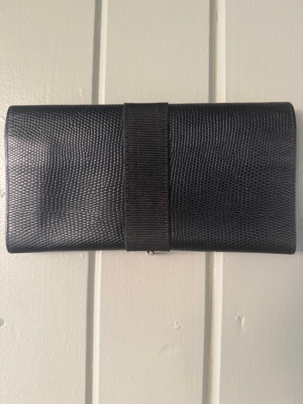 Salvatore Ferragamo Vara Bow Continental Wallet Black Textured Leather Clutch - Picture 3 of 13